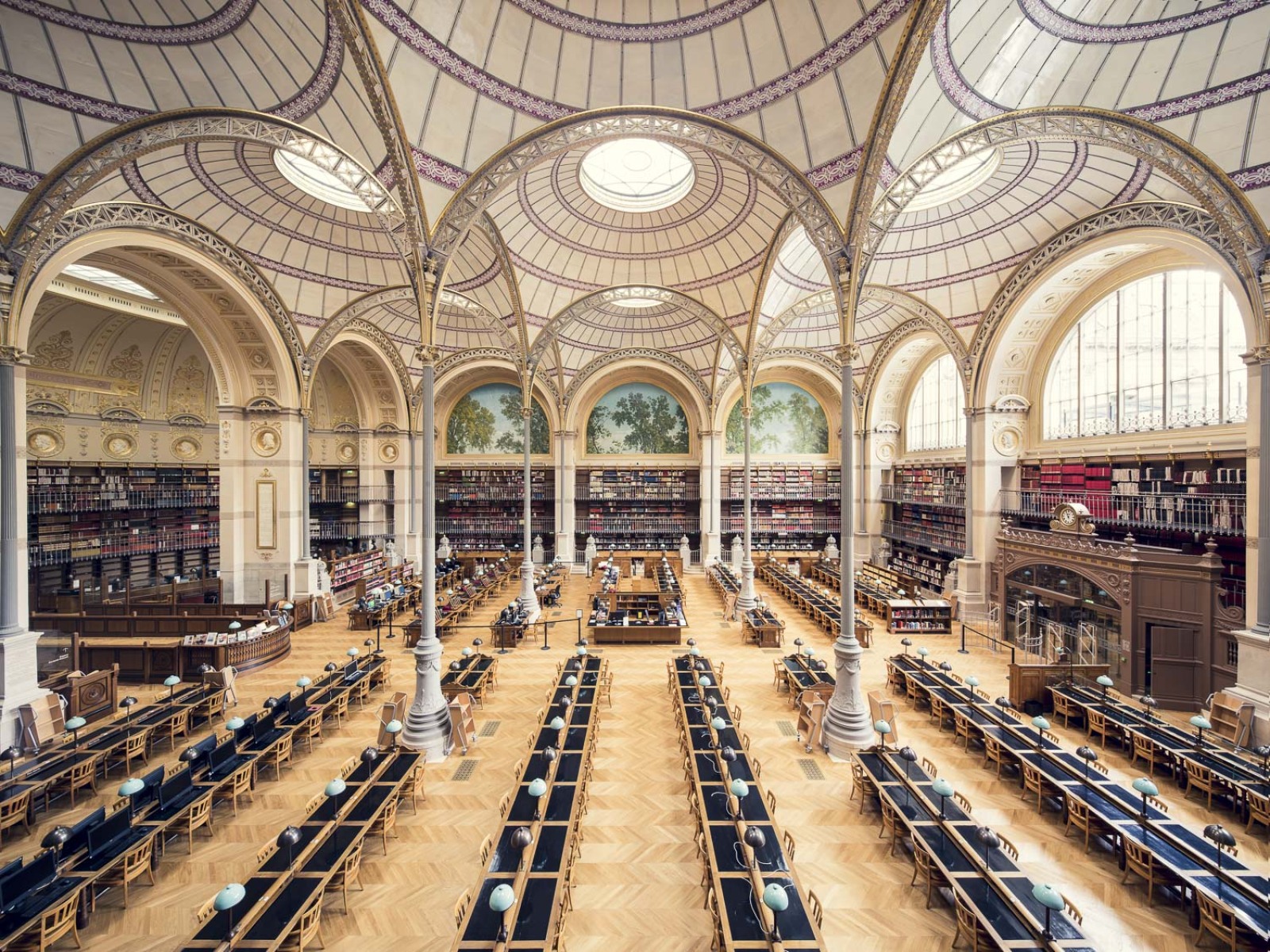 World library. Национальная библиотека в Париже Лабруст. Национальная библиотека Франции (Париж, 1354). Лабруст – библиотека св.Женевьевы, Национальная библиотека в Париже. Читальный зал национальной библиотеки Франции.